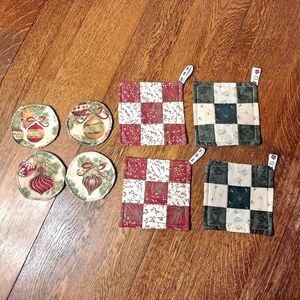 Handmade Festive Holiday Patchwork Hot Pads & Coasters Set(Hot Pads New)